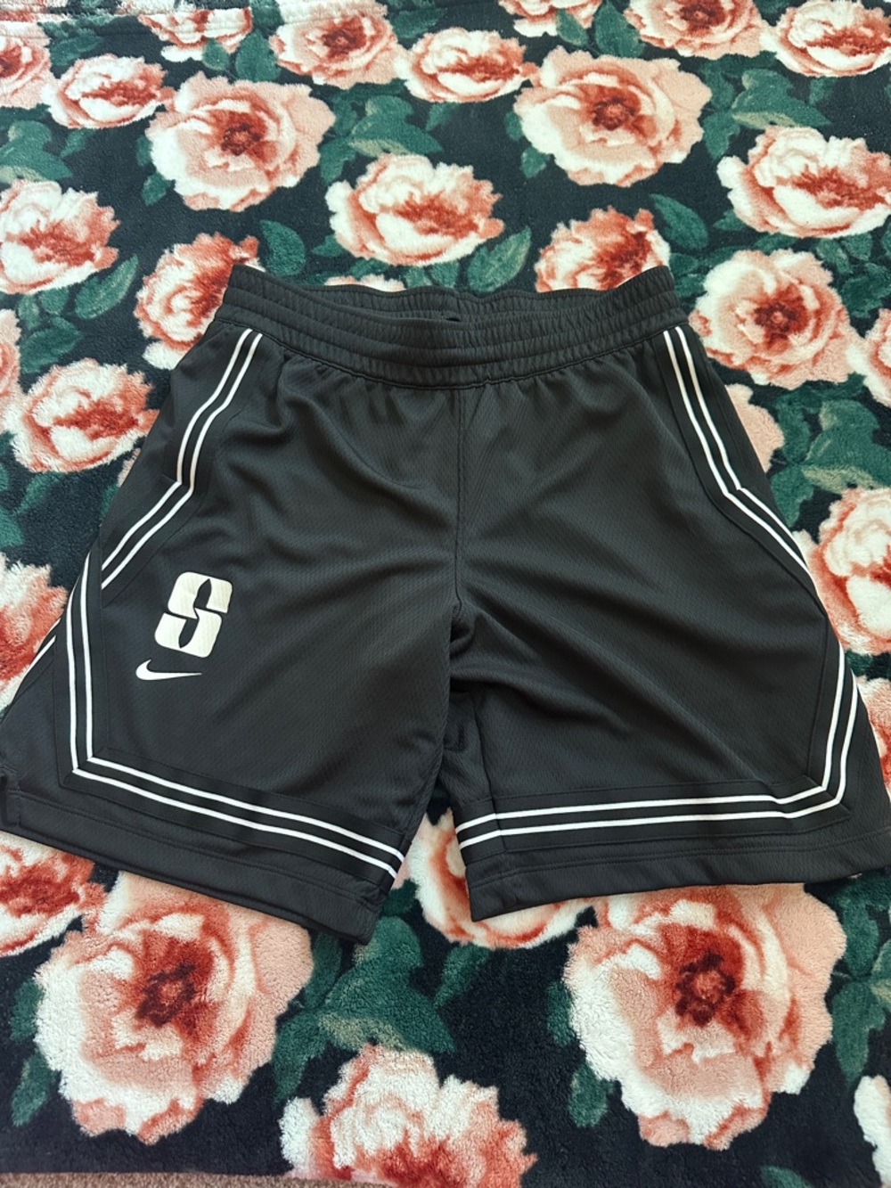 Nike Sabrina Ionescu Black Athletic Shorts - Girls L - EUC